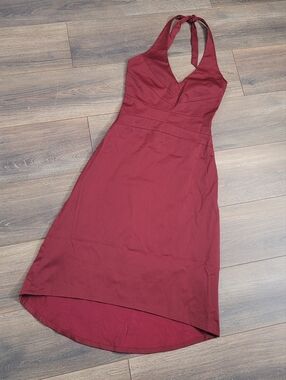 RW & CO Burgundy Satiny V-Neck Halter Neck Cocktail High Low Length Size 4